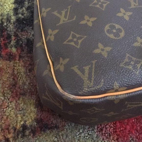 SOLD Louis Vuitton Shoulder bag - Picture 12 of 16